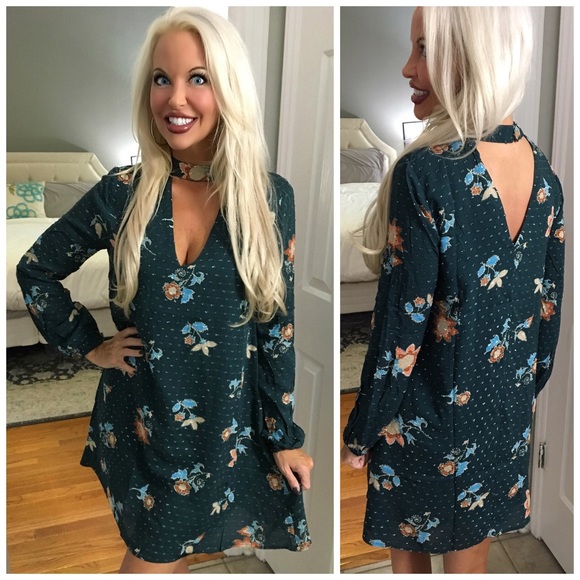 LAST 1! Floral/Polka Dot Beautiful Green Choker Dress! - Picture 2 of 7